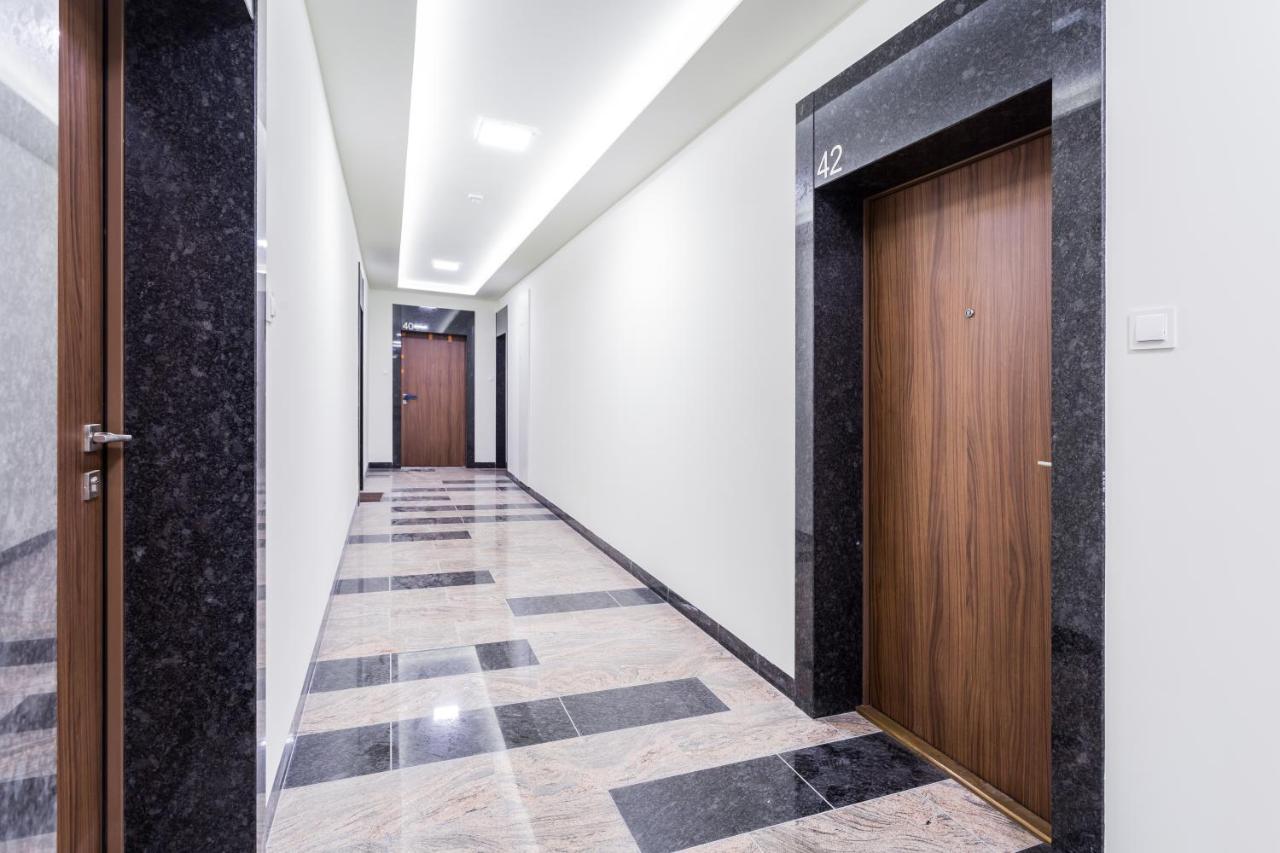 Resinest Apartamenty Jurowiecka J17 Bialystok Exterior photo