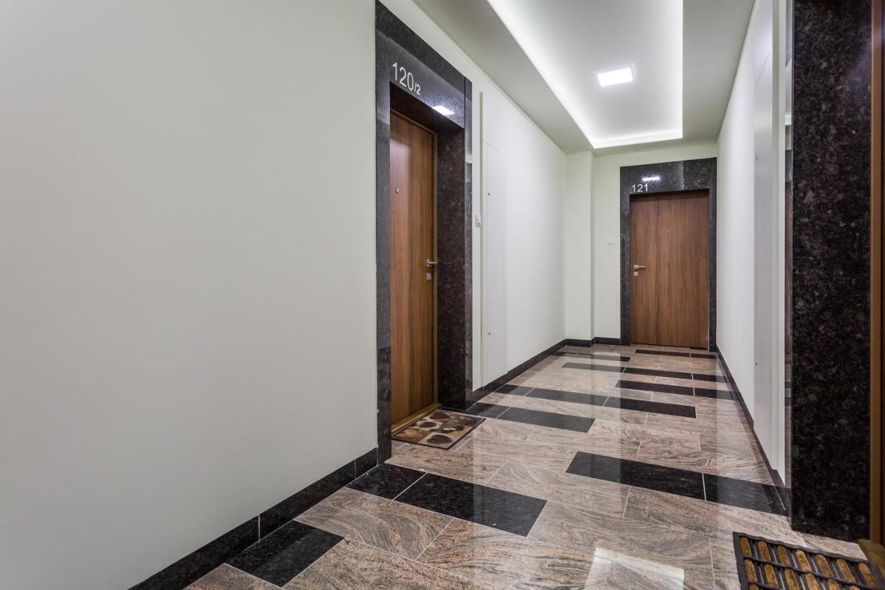 Resinest Apartamenty Jurowiecka J17 Bialystok Exterior photo