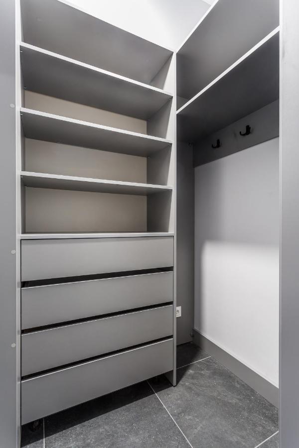 Resinest Apartamenty Jurowiecka J17 Bialystok Exterior photo